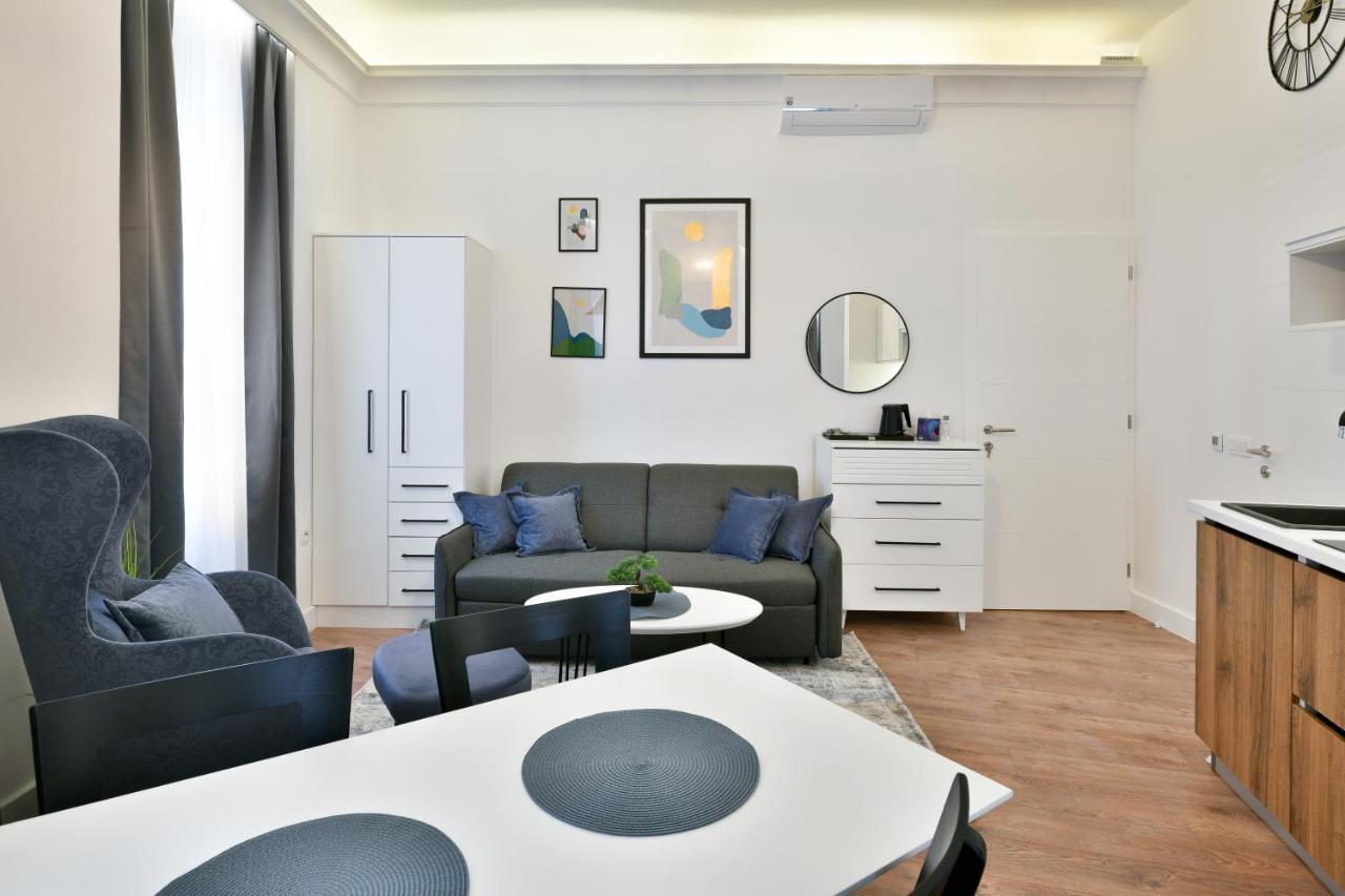 Luxury Galla Apartments In The City Center SJJ Extérieur photo